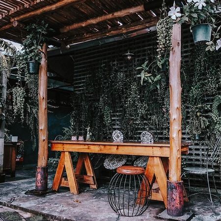 Baannokhook Home&Cafe سوراثاني المظهر الخارجي الصورة