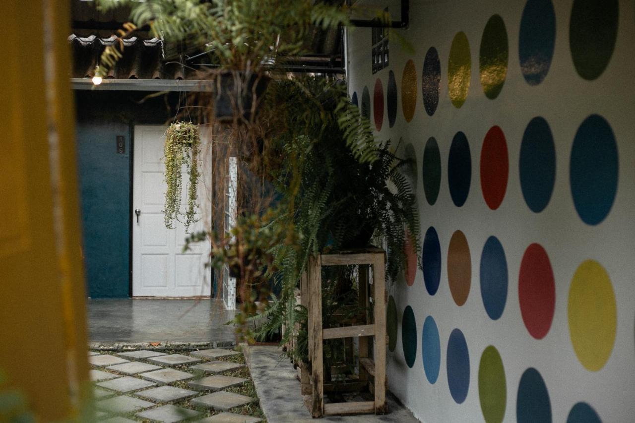 Baannokhook Home&Cafe سوراثاني المظهر الخارجي الصورة