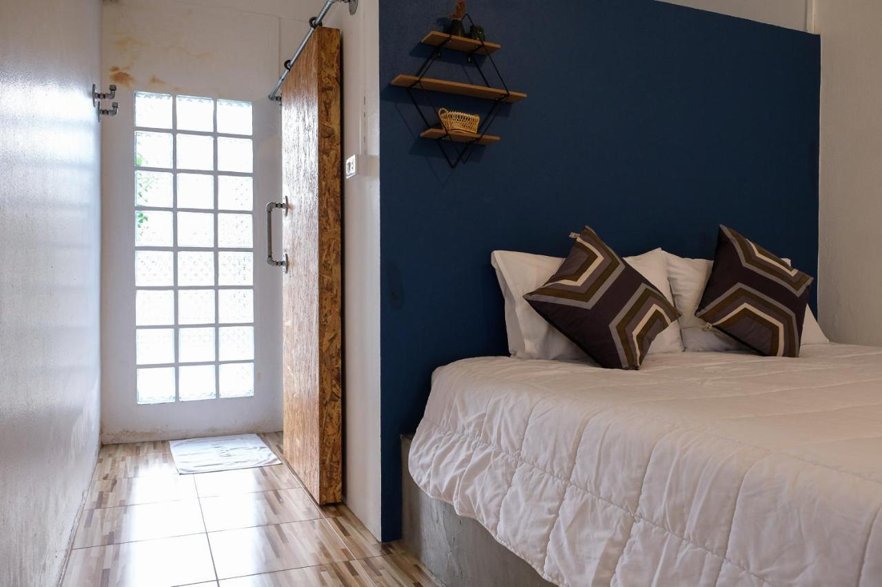 Baannokhook Home&Cafe سوراثاني المظهر الخارجي الصورة