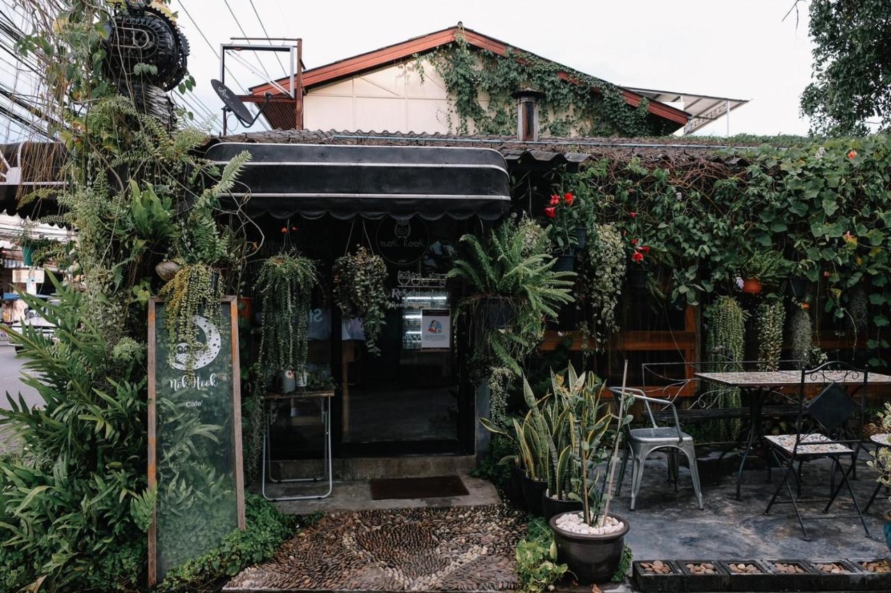 Baannokhook Home&Cafe سوراثاني المظهر الخارجي الصورة